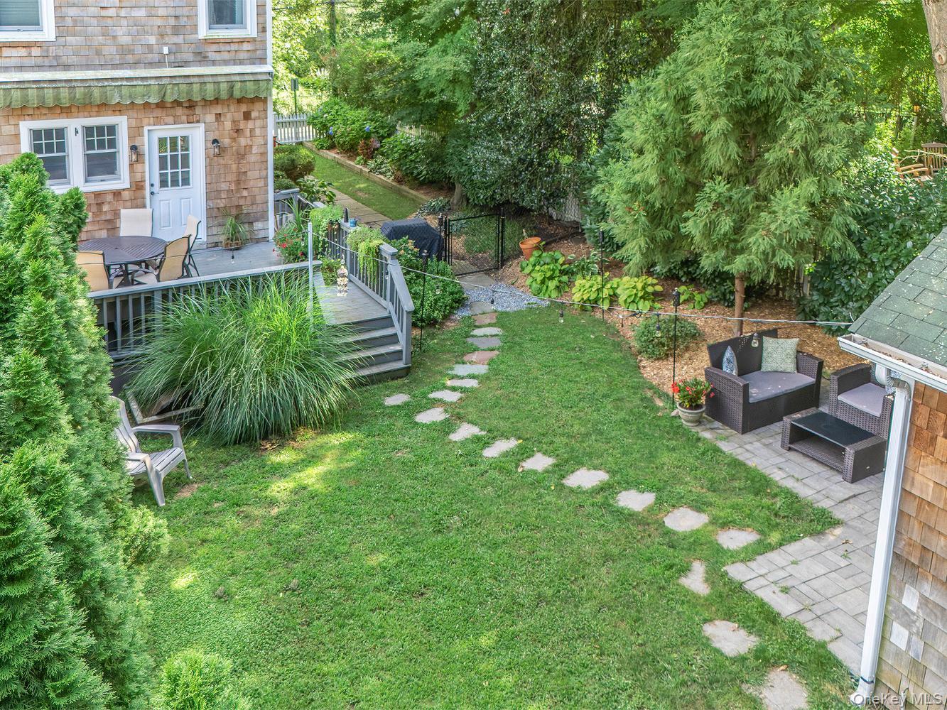150 Franklin Avenue — photo 35