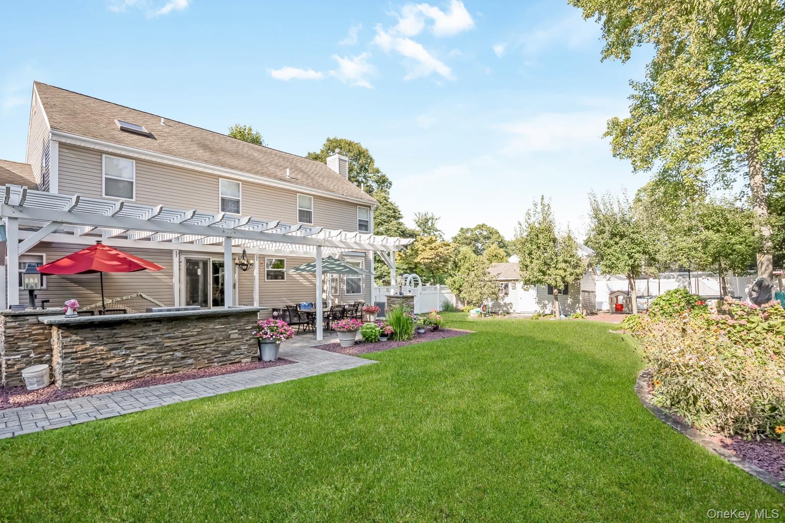 4 Vera Court — photo 31