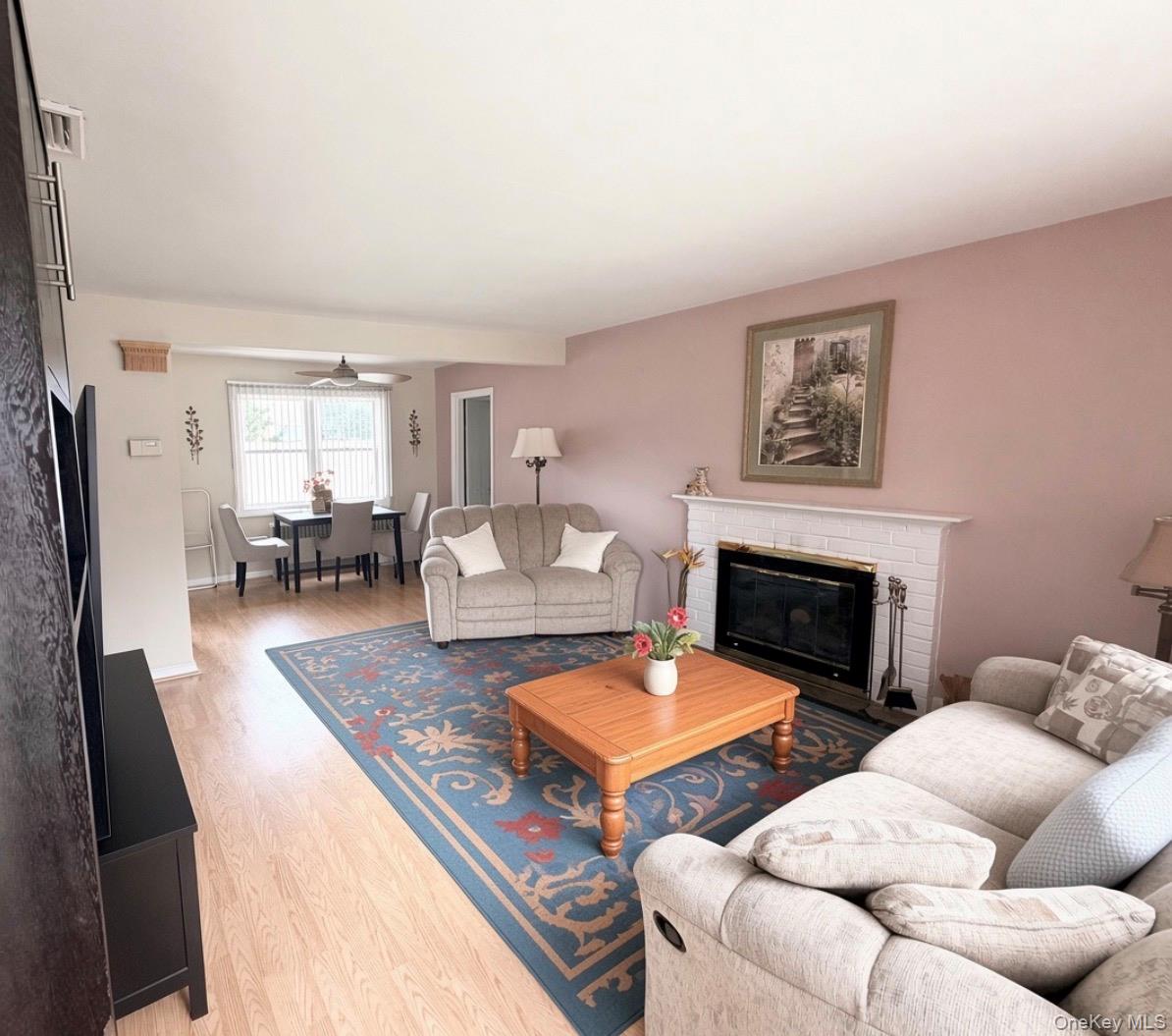 963 Hastings Street — photo 3