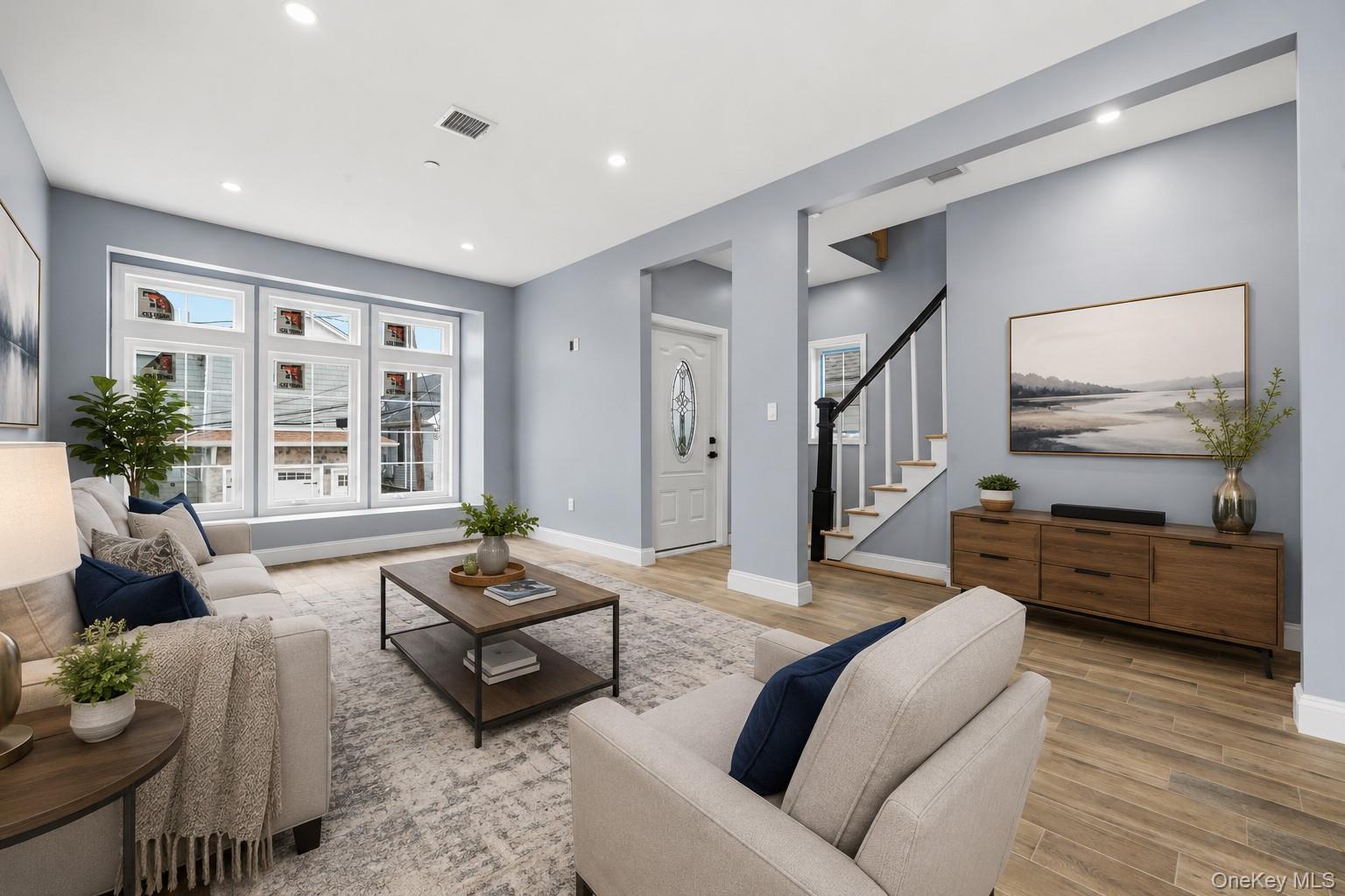 9 James Street — photo 3