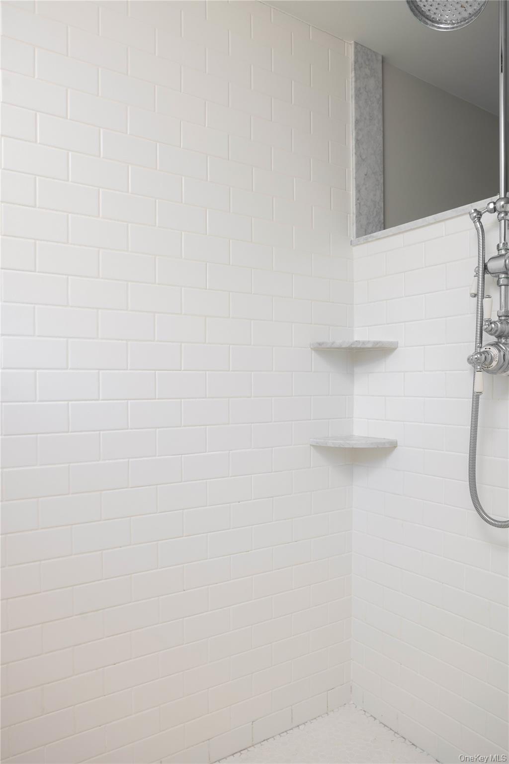 185 Maiden Lane — photo 11
