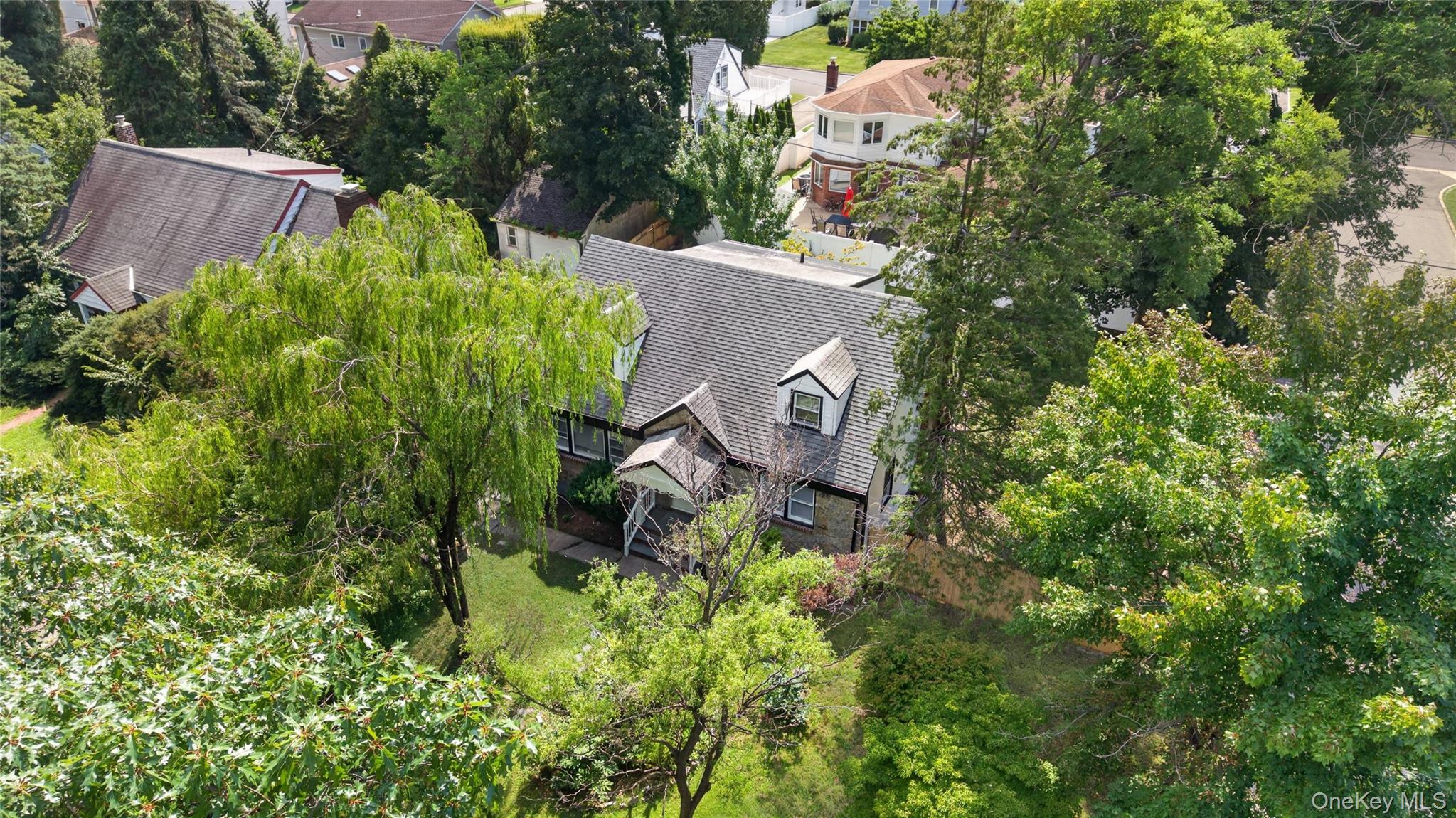 343 Sylvan Lane — photo 31