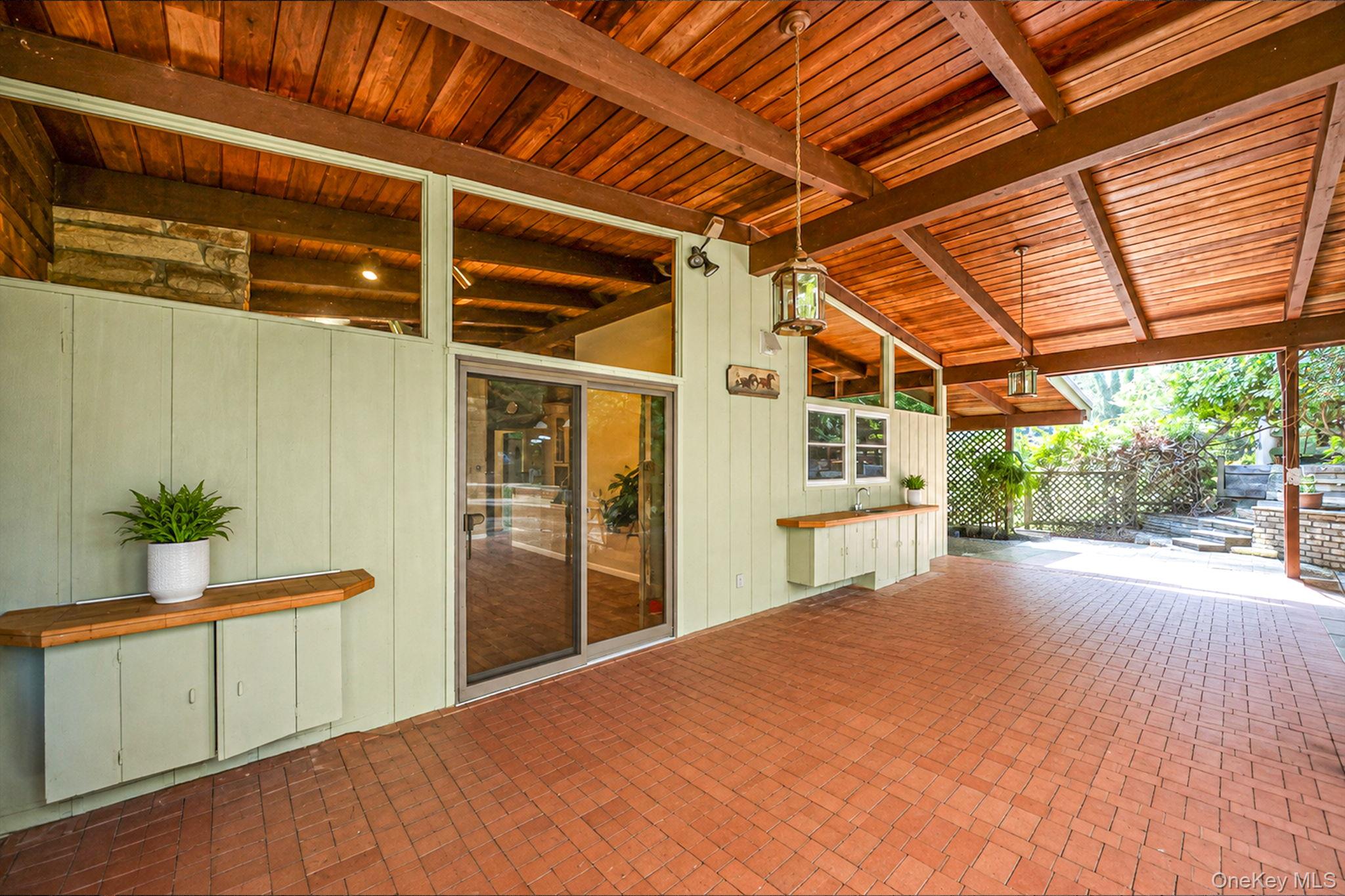 135 Oakside Drive — photo 17