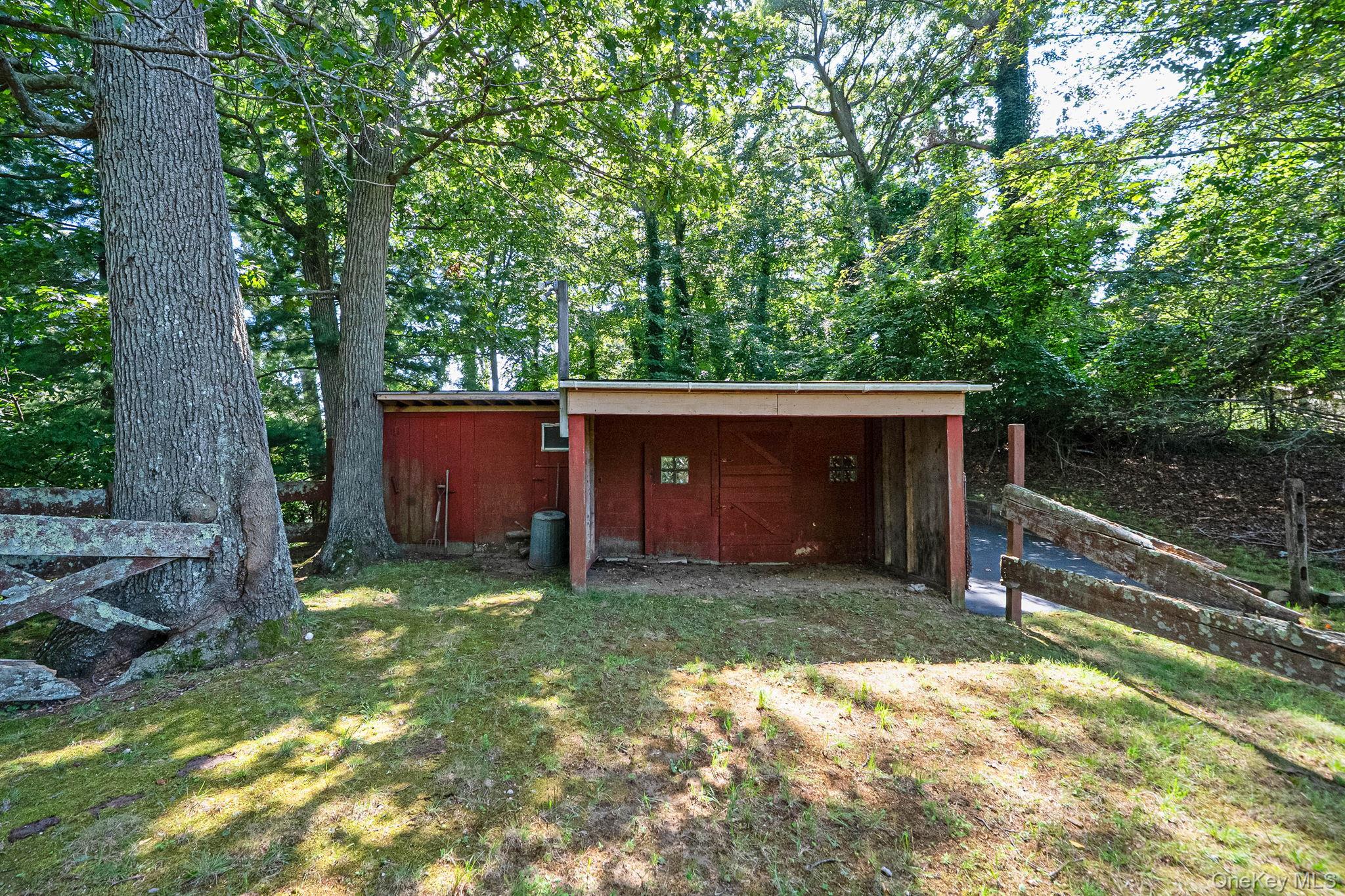 135 Oakside Drive — photo 19
