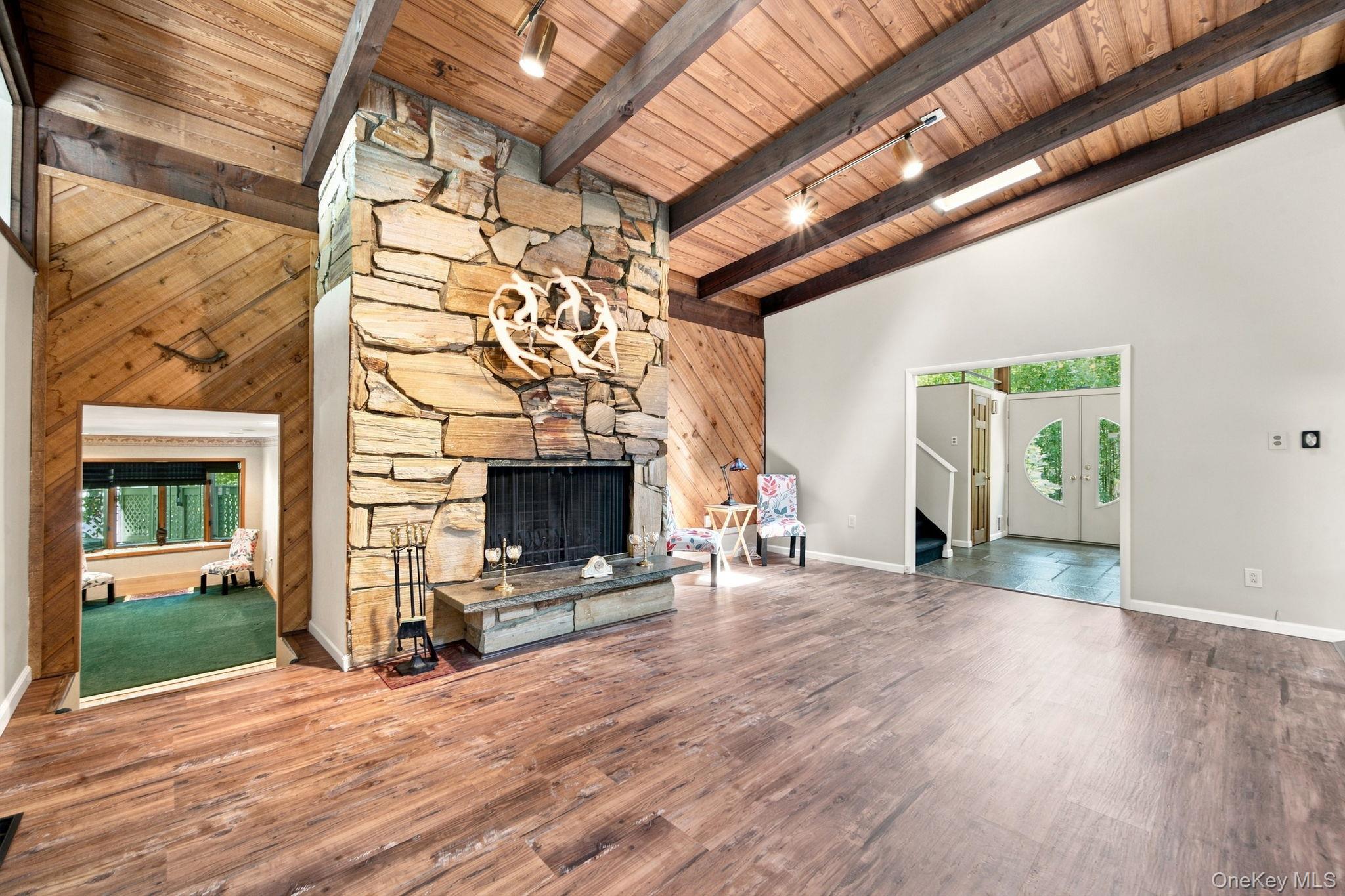 135 Oakside Drive — photo 23