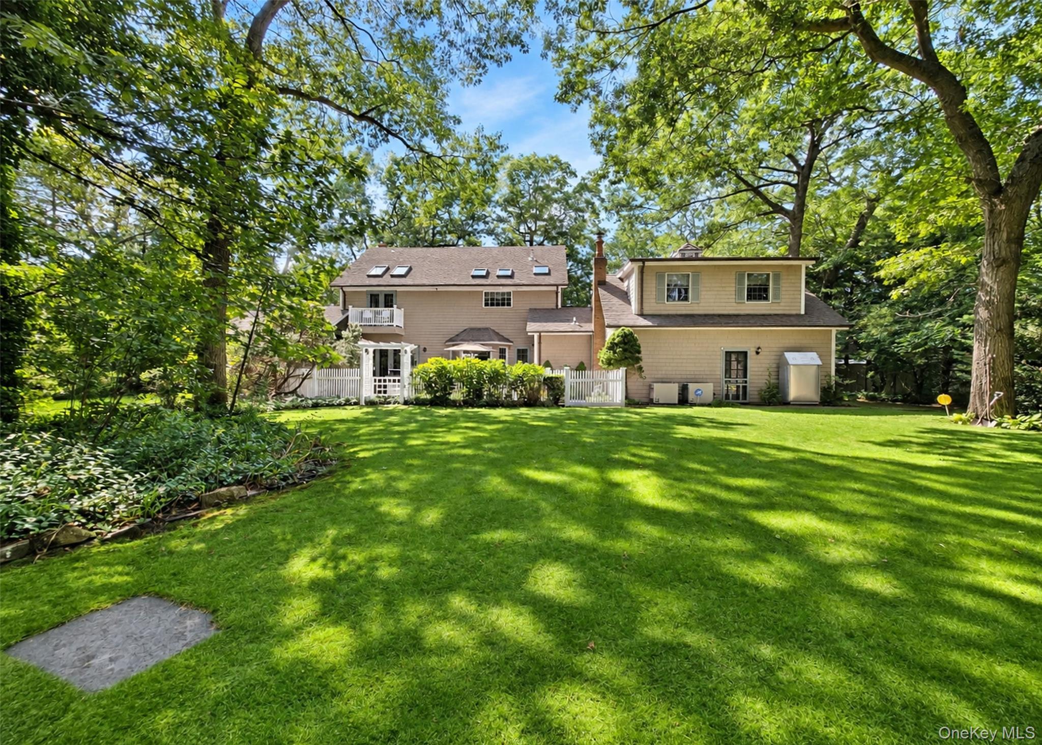 259 Astor Drive — photo 31