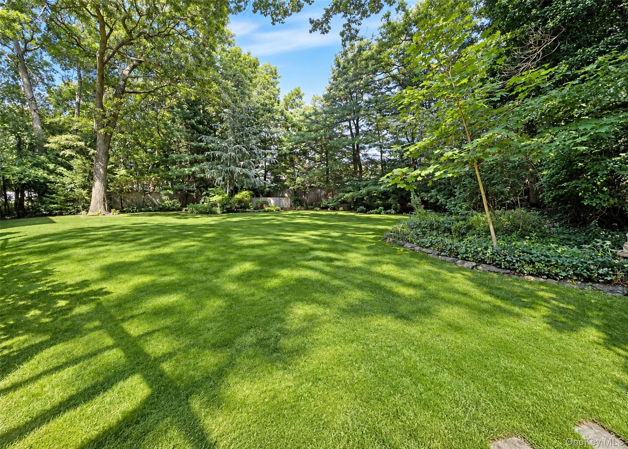 259 Astor Drive — photo 32