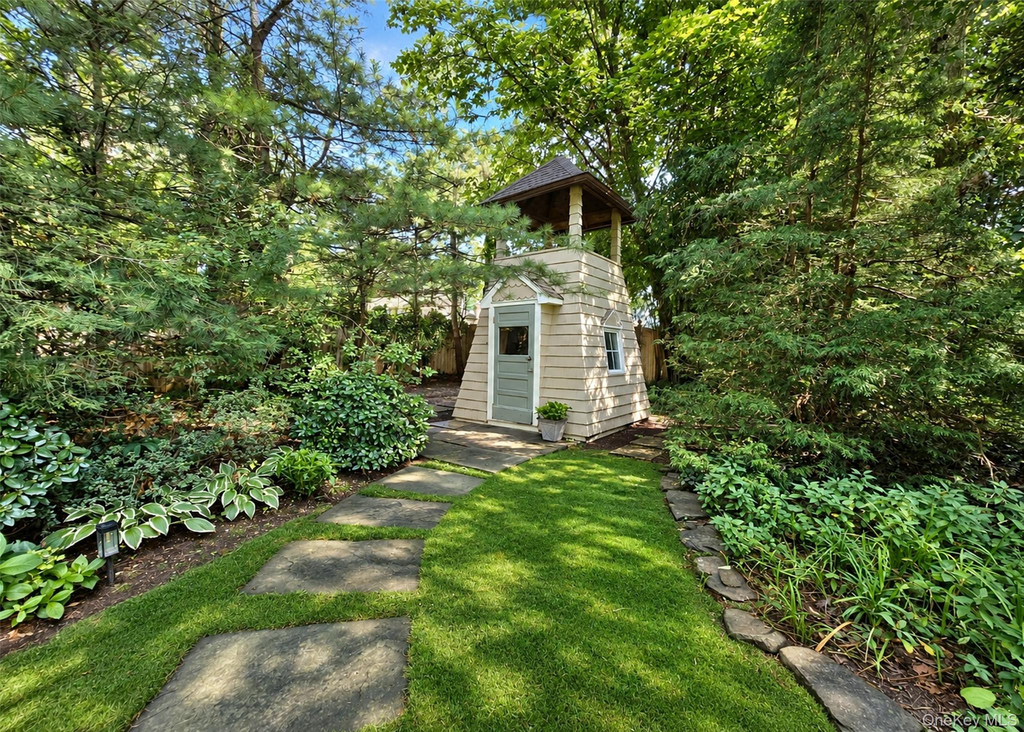 259 Astor Drive — photo 35