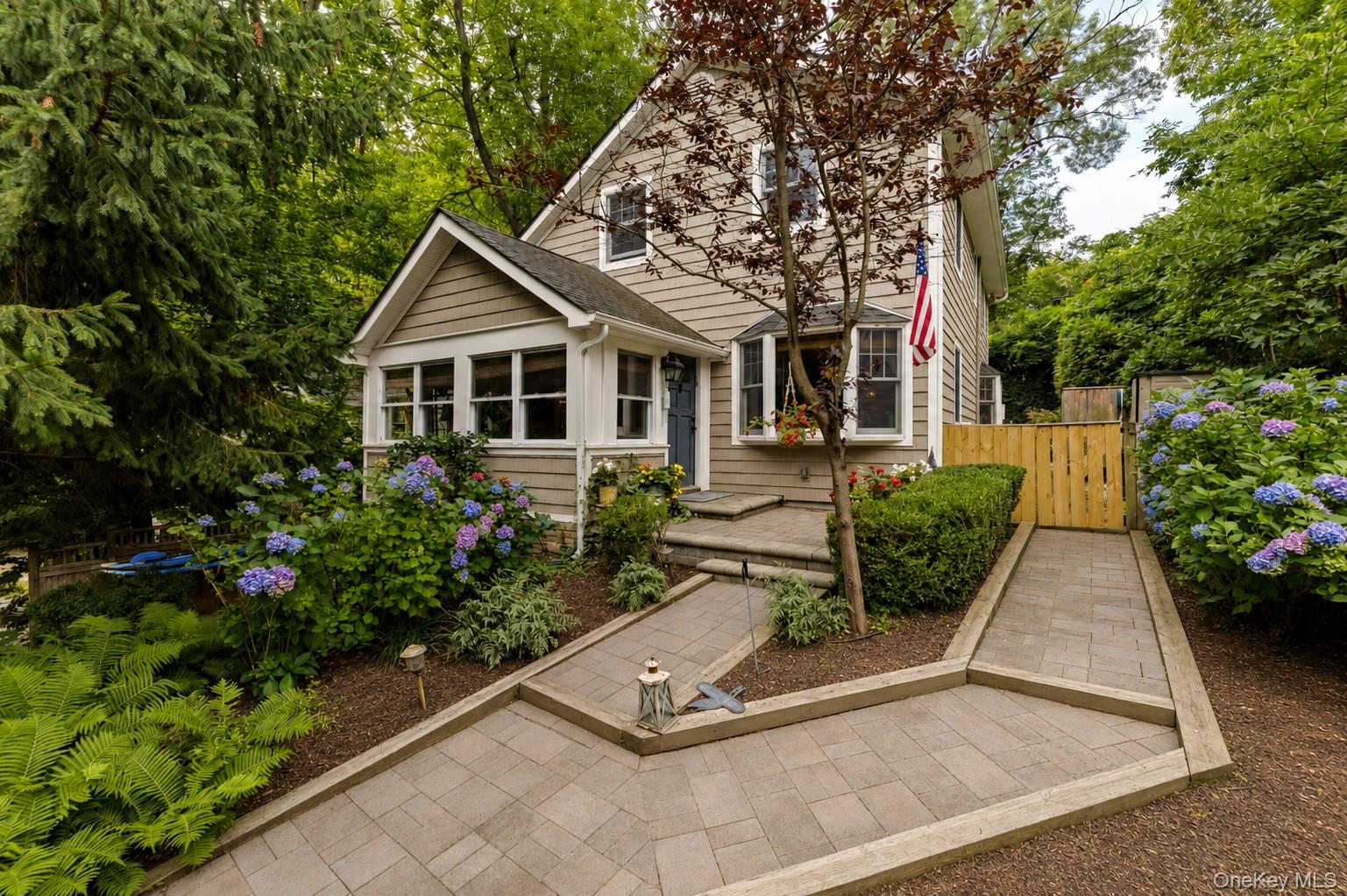 18 Walnut Avenue
