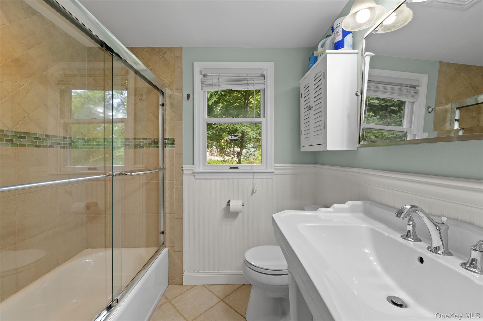 18 Walnut Avenue — photo 15