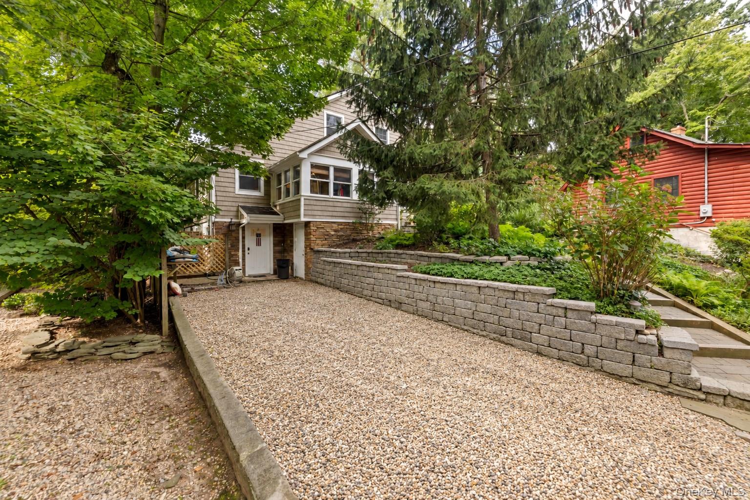 18 Walnut Avenue — photo 21