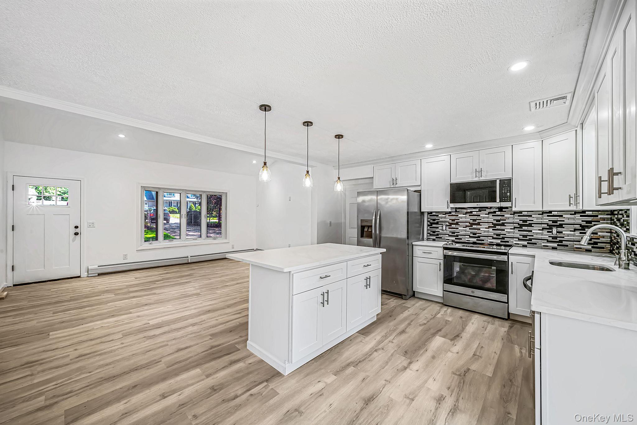 361 Decatur Avenue — photo 21