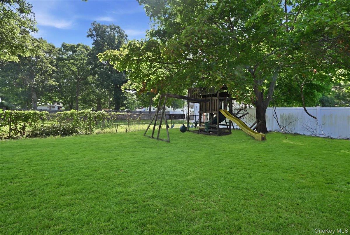 1127A Bay Shore Avenue #A — photo 31