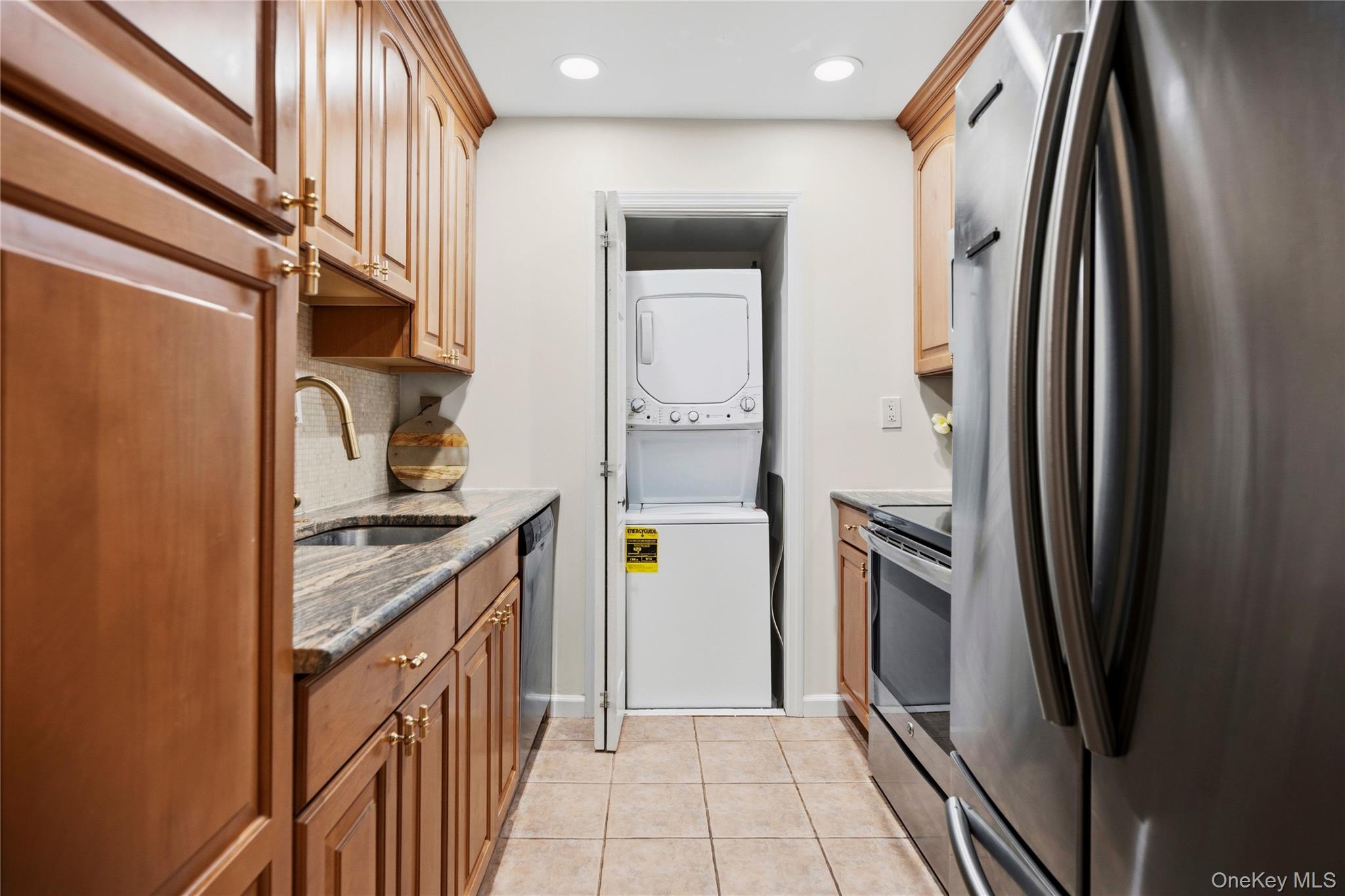 36 Richmond Boulevard #4A — photo 13