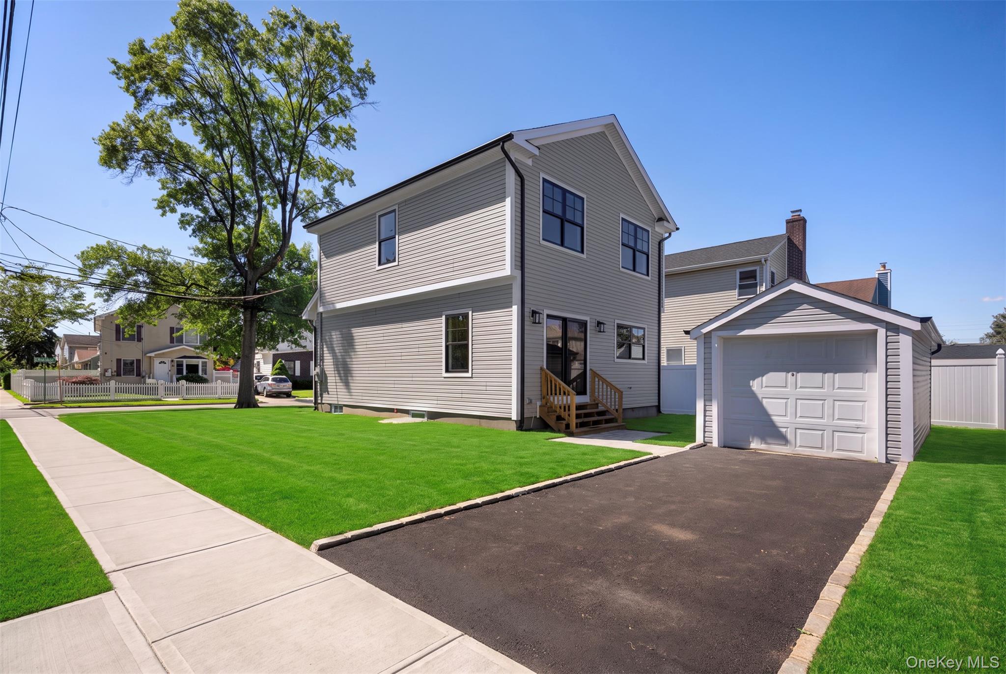 97 Broadmoor Lane — photo 4