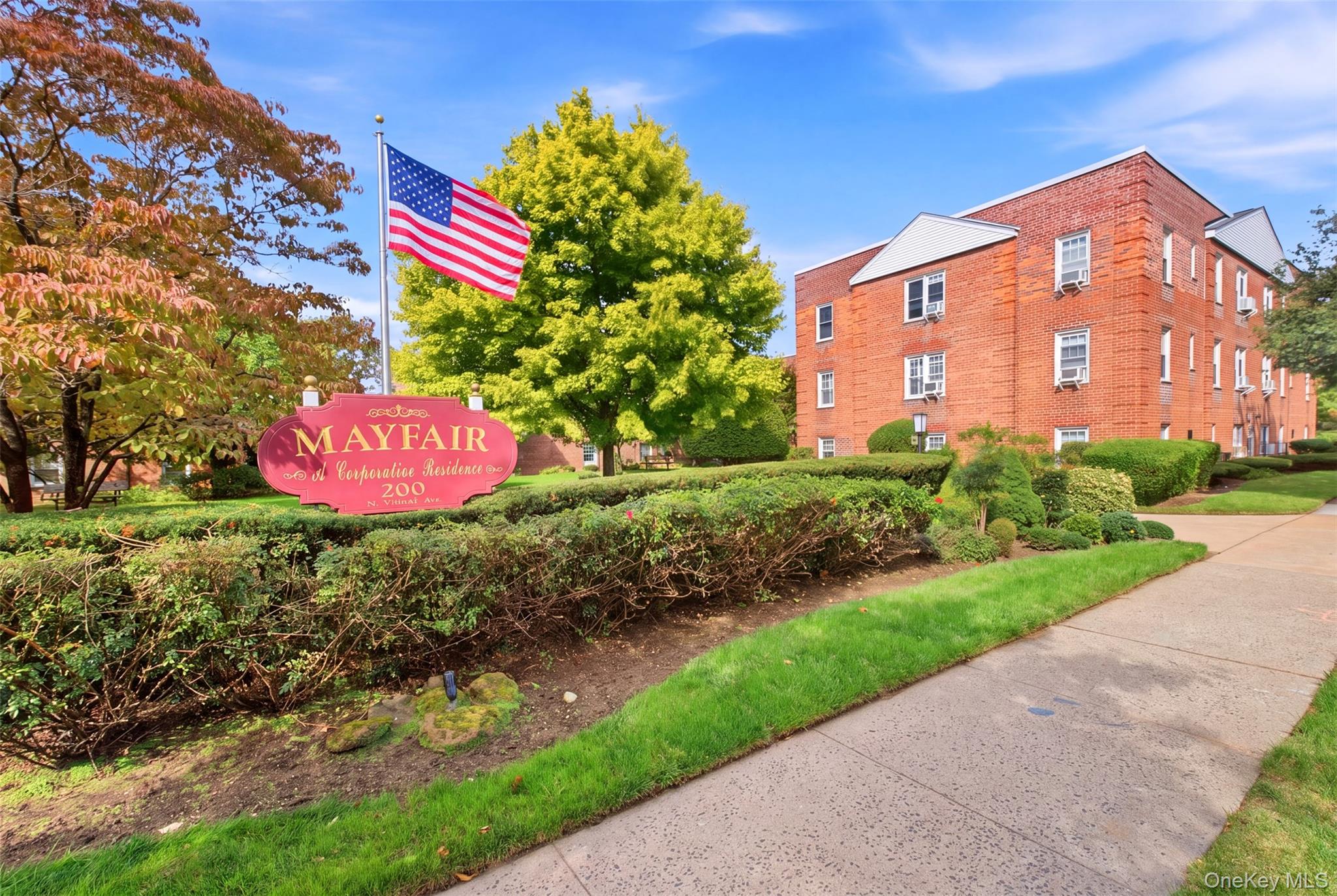 200 Village Avenue #D7, Rockville Centre