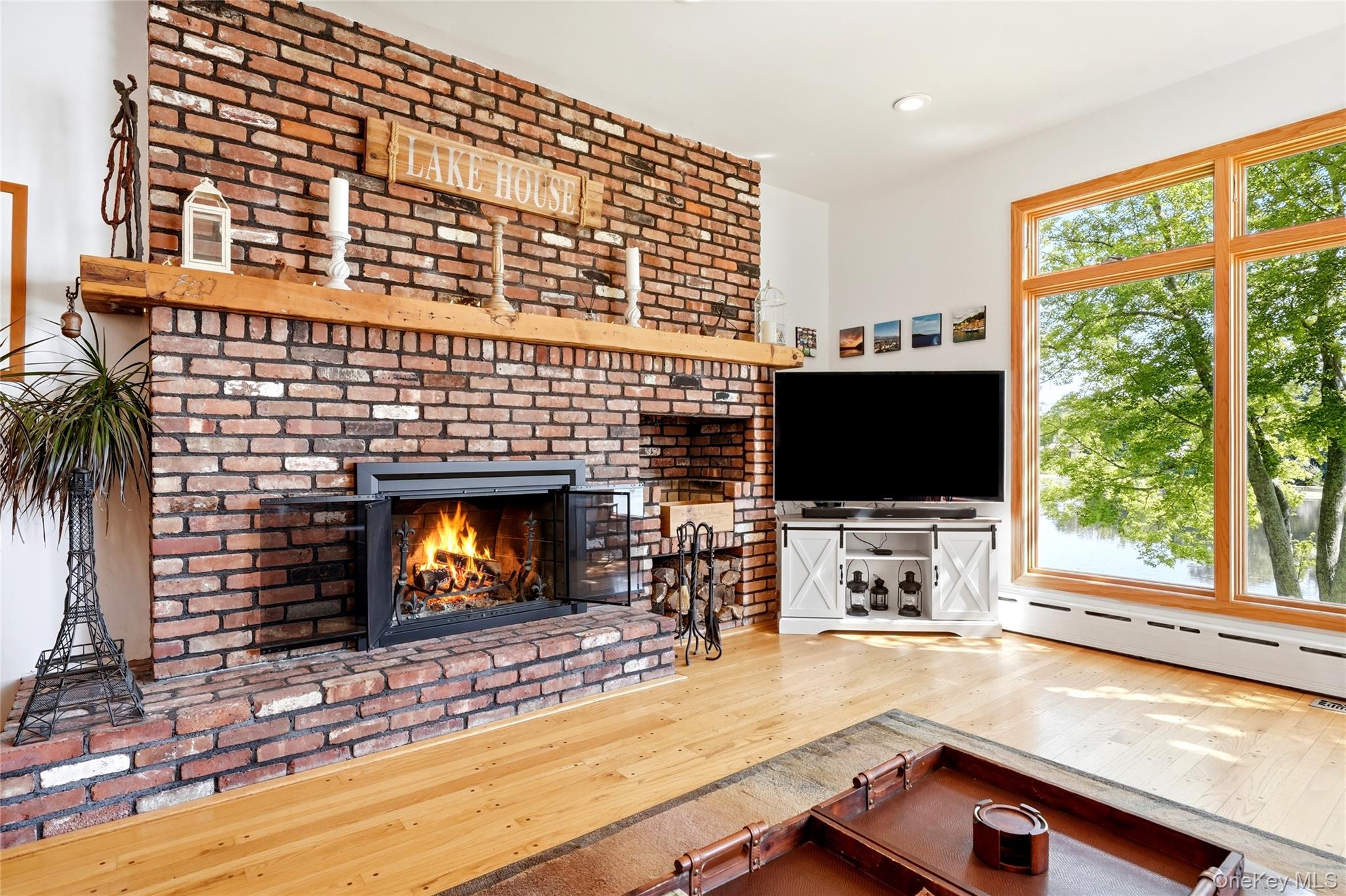 107 Lake Shore Drive — photo 23