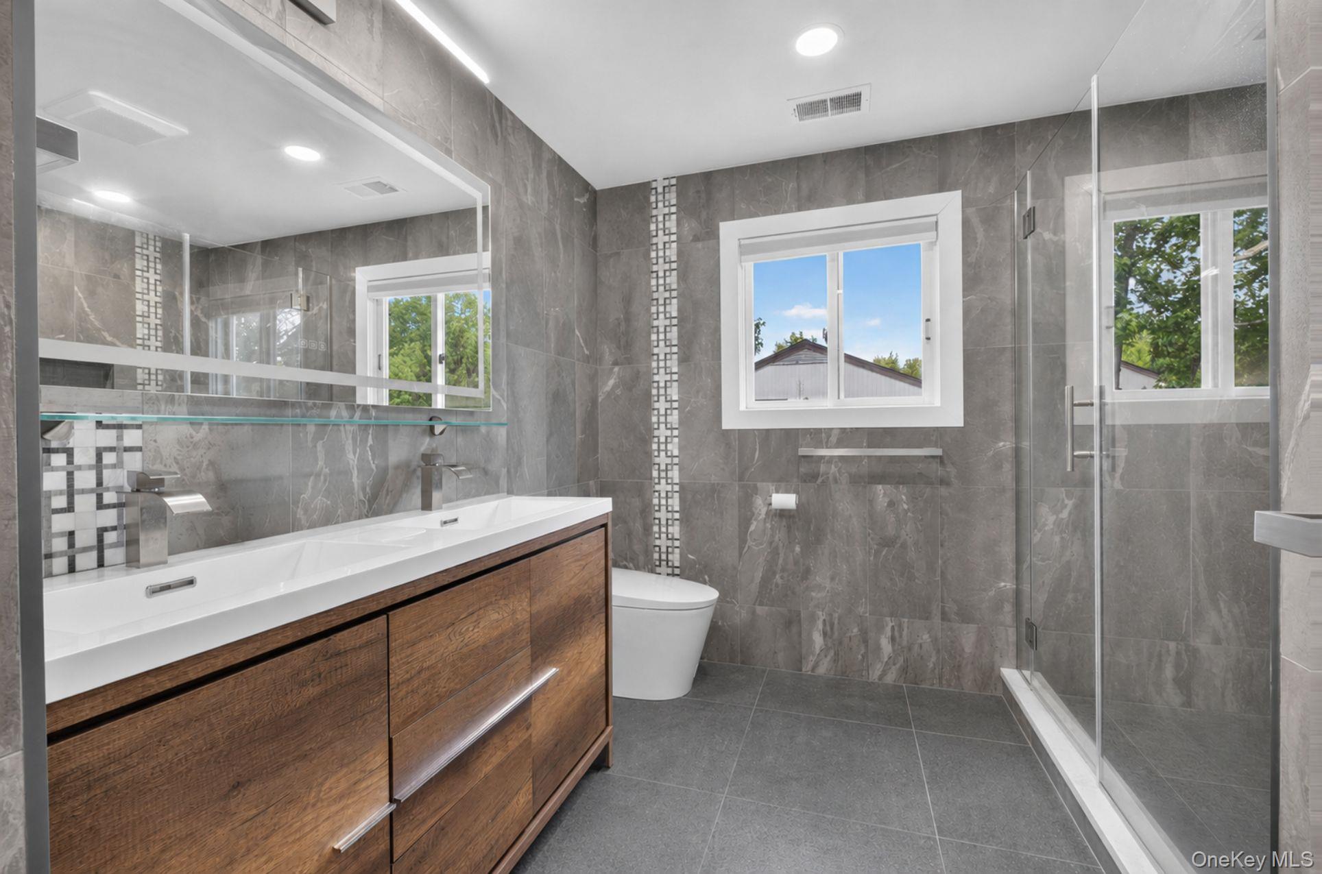 40 Bristol Drive — photo 17