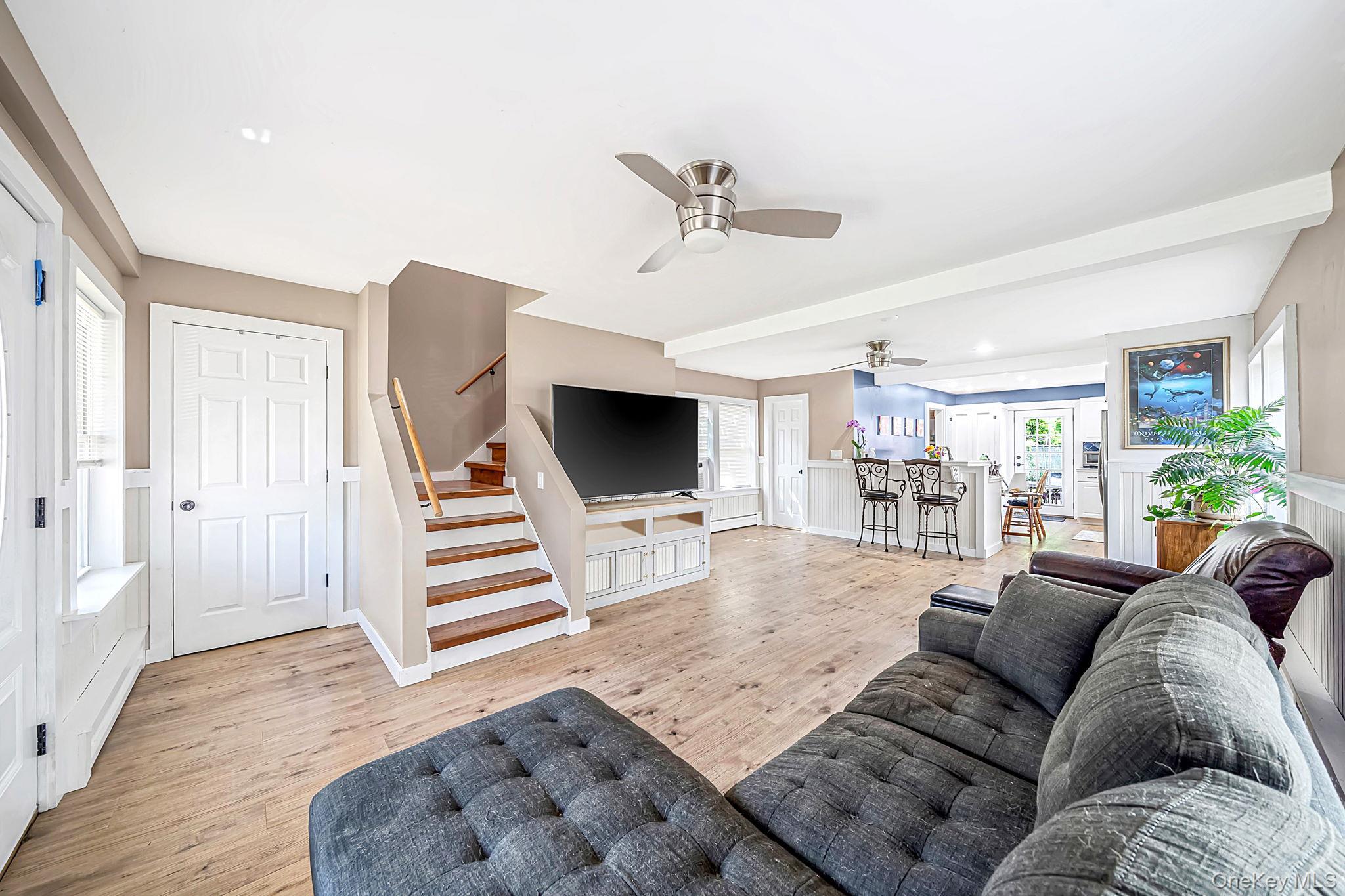 24 Wiggins Avenue — photo 6