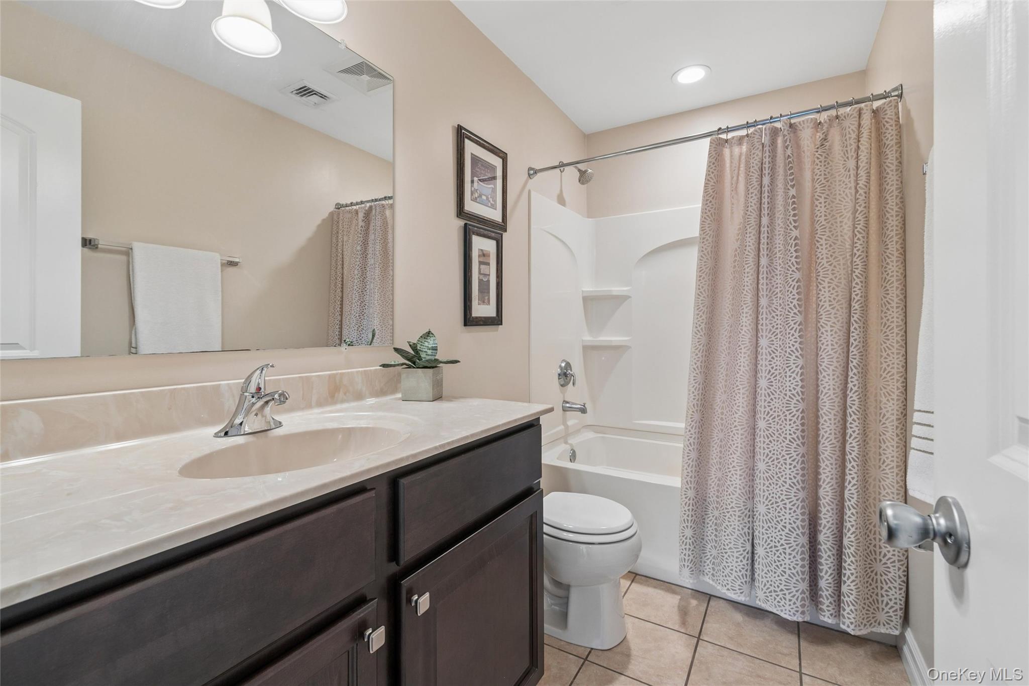 406 Carnation Drive — photo 22