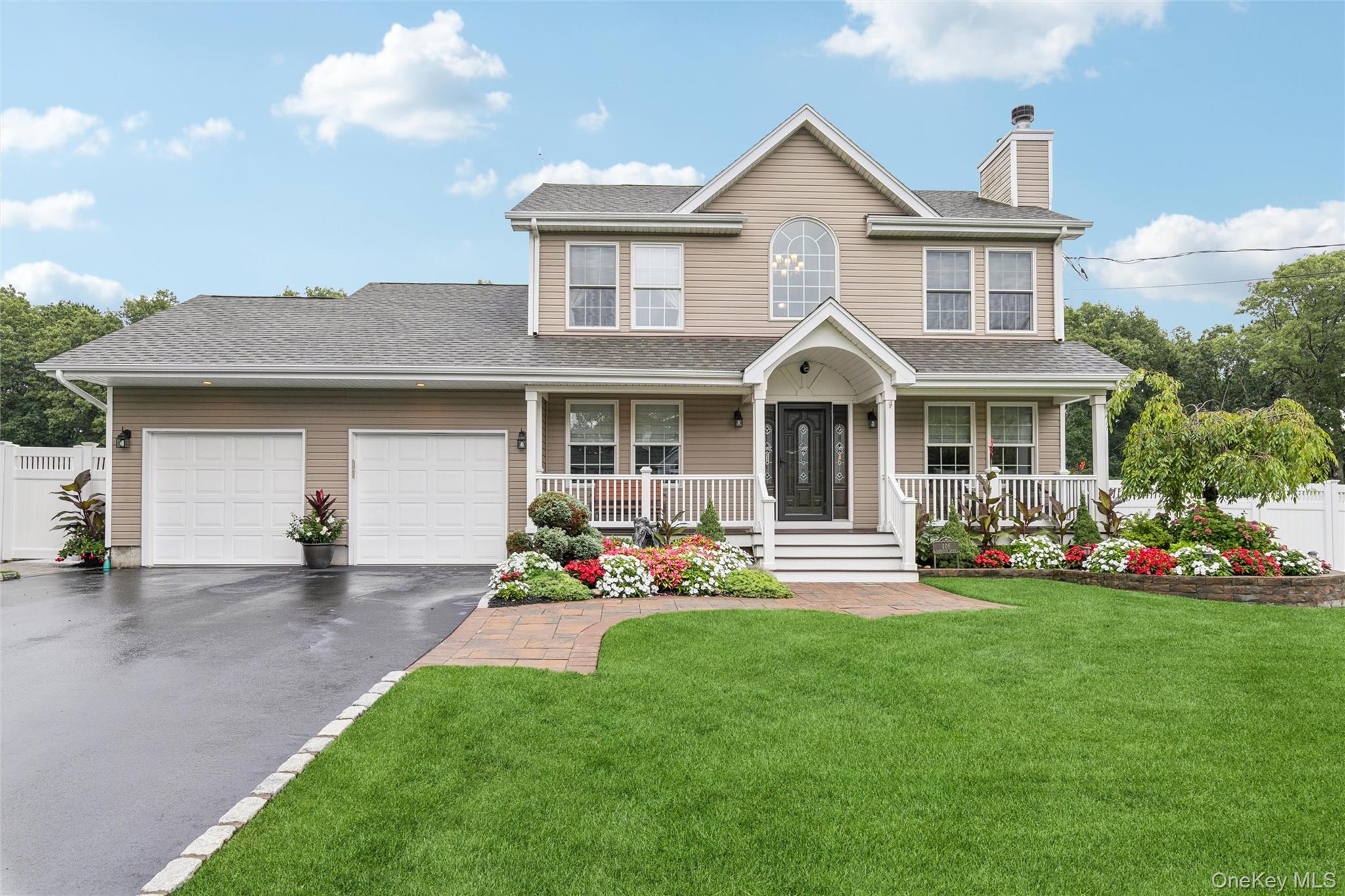 406 Carnation Drive — photo 3