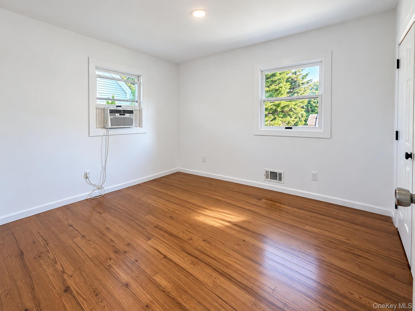 22 Maryland Boulevard — photo 4
