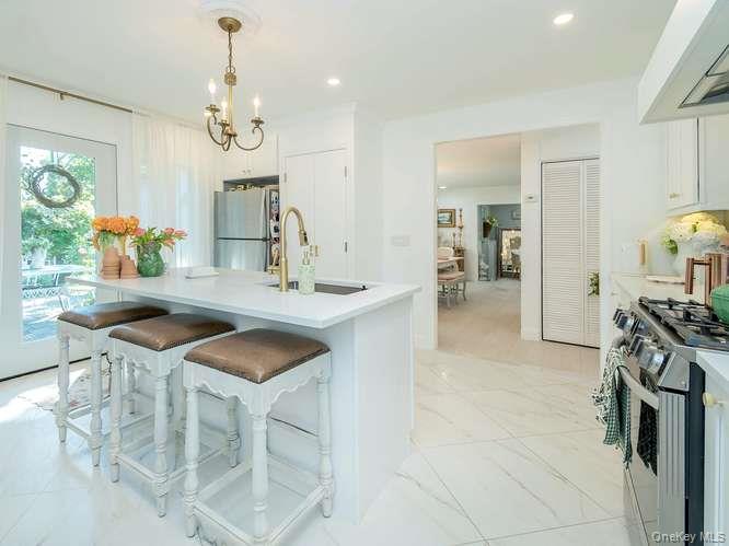 9 Robert Road — photo 15