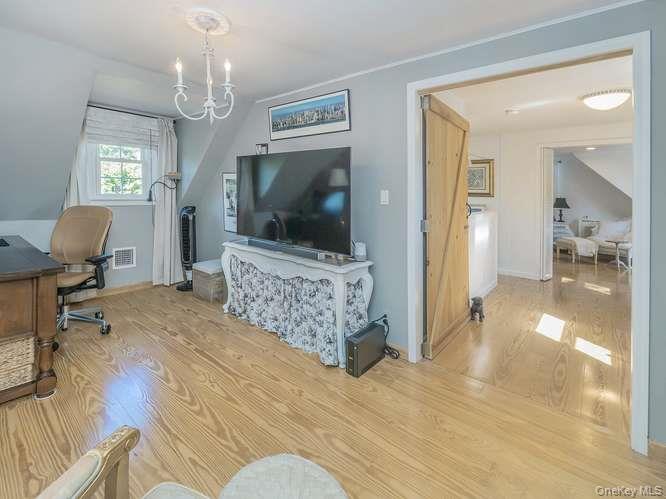 9 Robert Road — photo 25