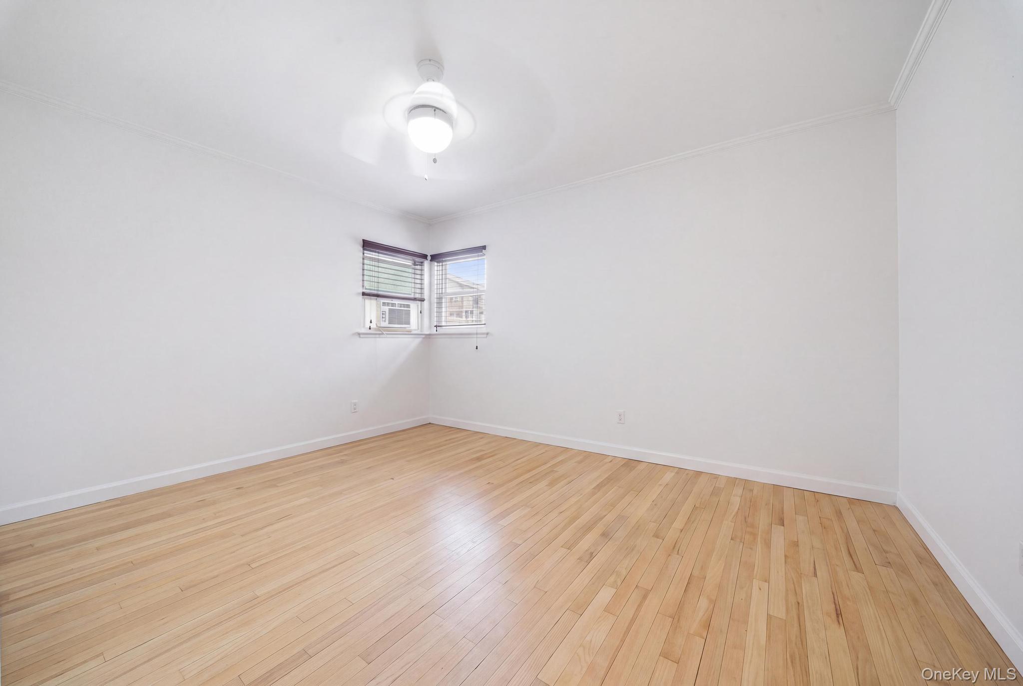 66 Caroline Avenue — photo 15