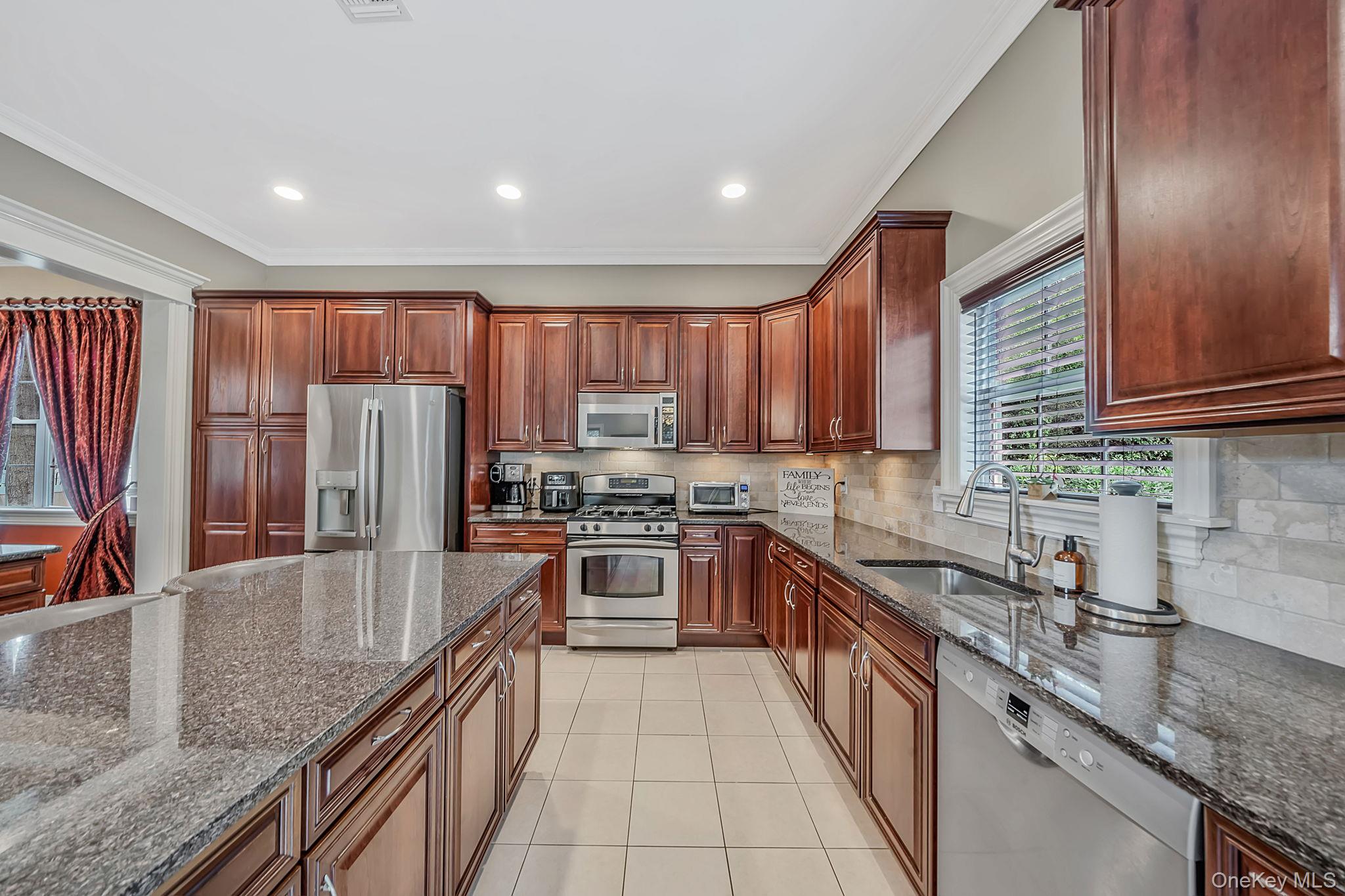 44 Independence Way — photo 14