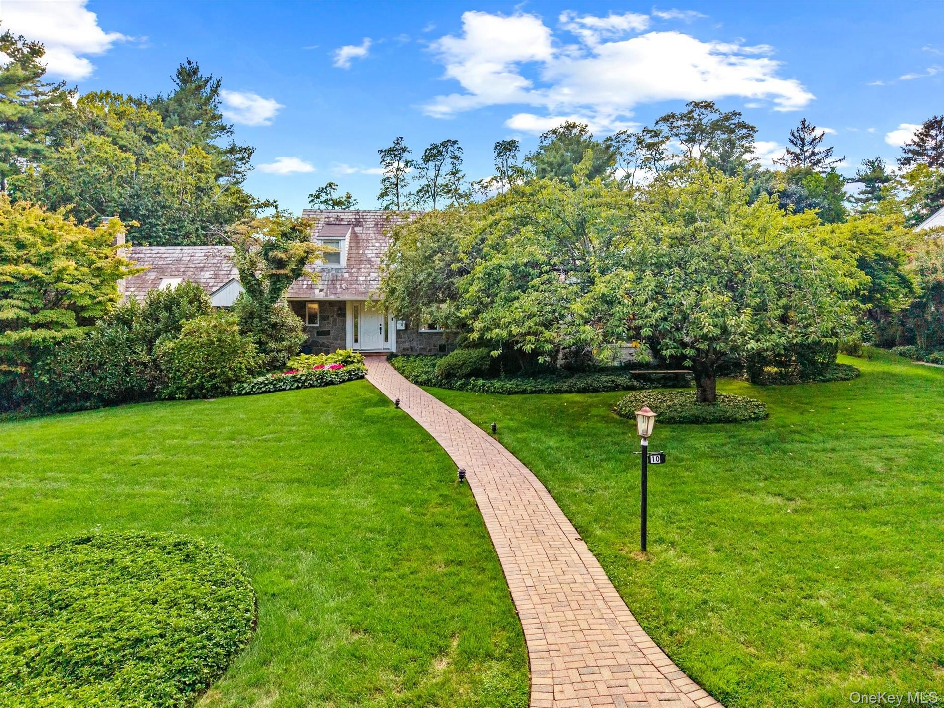 10 Vista Drive — photo 2
