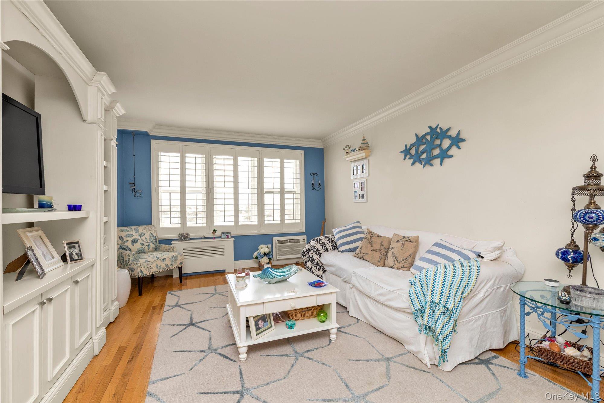 1 Broadway #6A, Long Beach