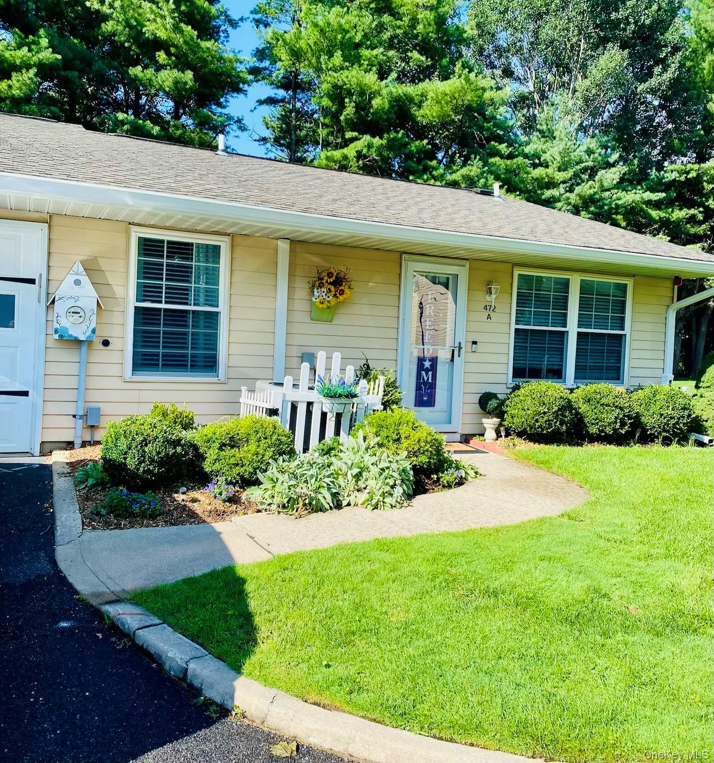 472A Darwen Drive — photo 16