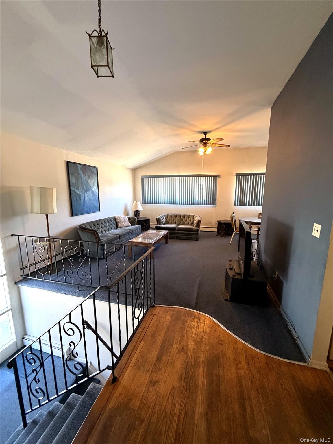 916 PARK Avenue — photo 4
