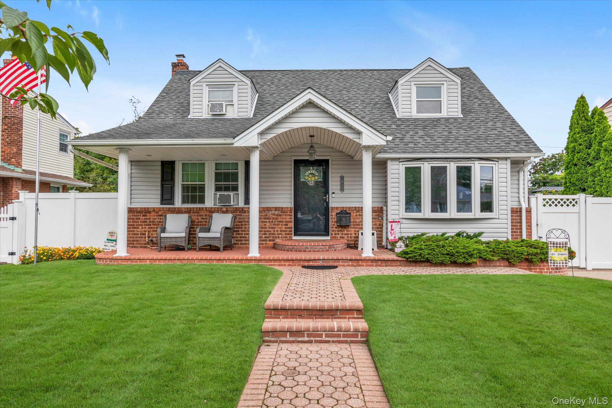 3917 Miller Place, Levittown