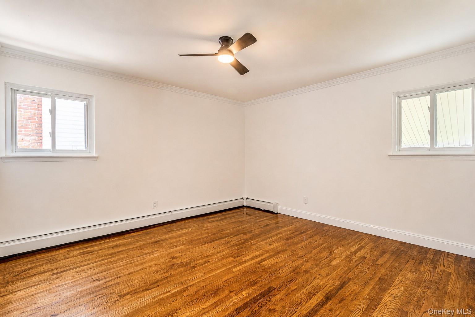 12 Grant Avenue — photo 16