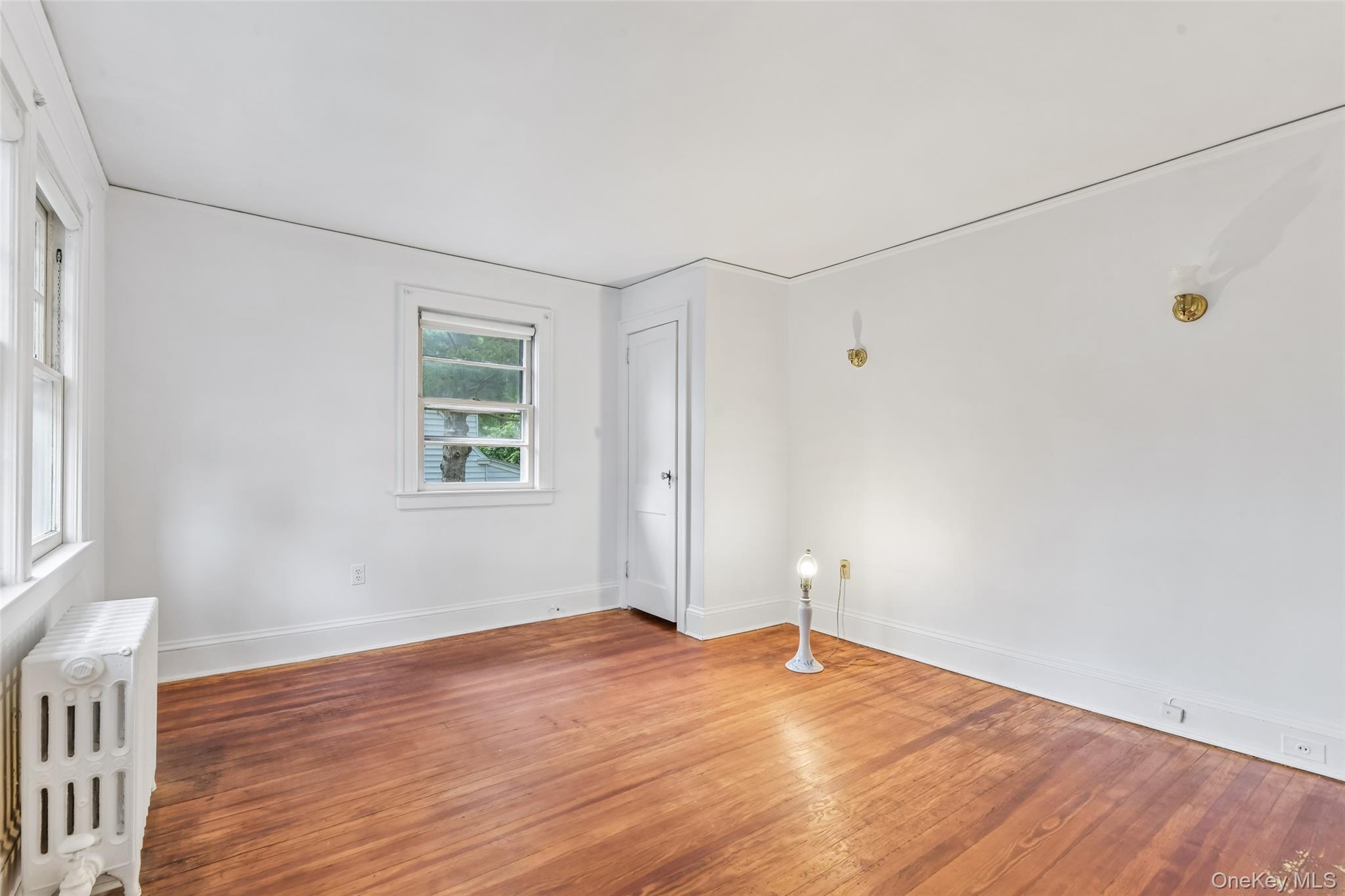 204 Auburn Street — photo 16