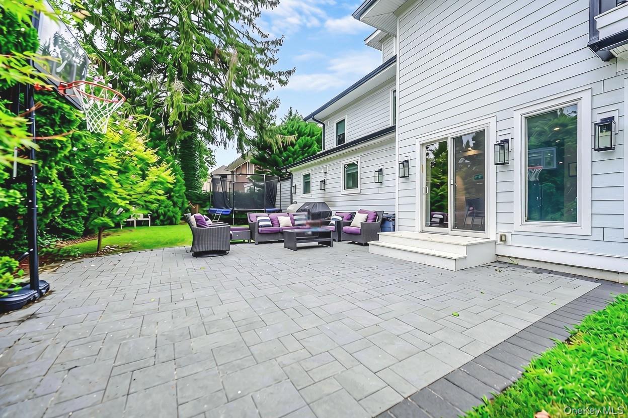 39 Burton Avenue — photo 42