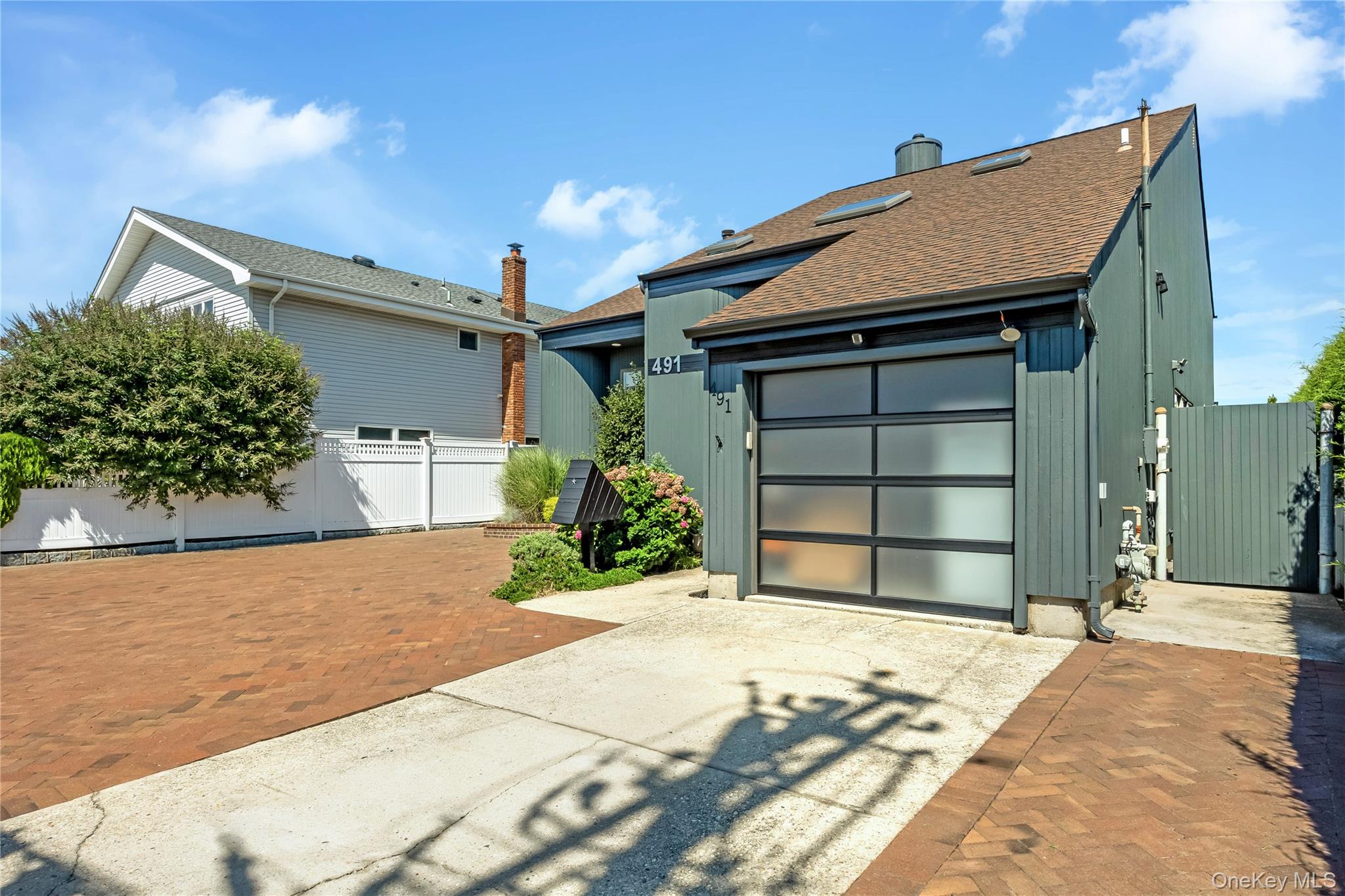491 Bay Drive — photo 4