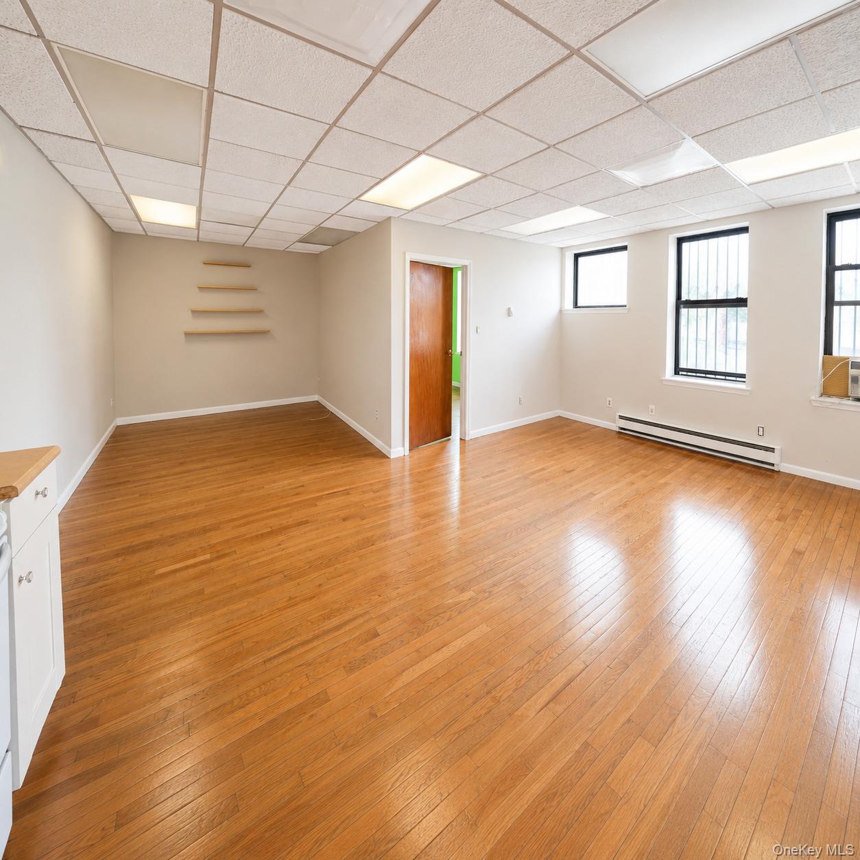 6419 Myrtle Avenue — photo 13