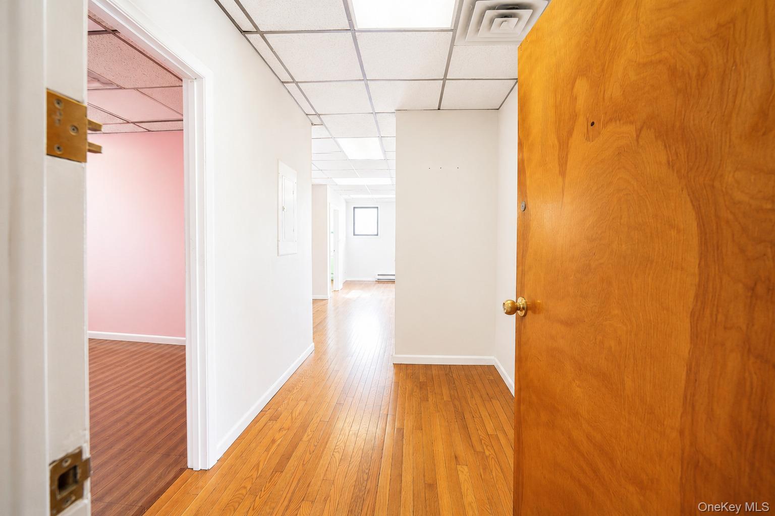 6419 Myrtle Avenue — photo 22