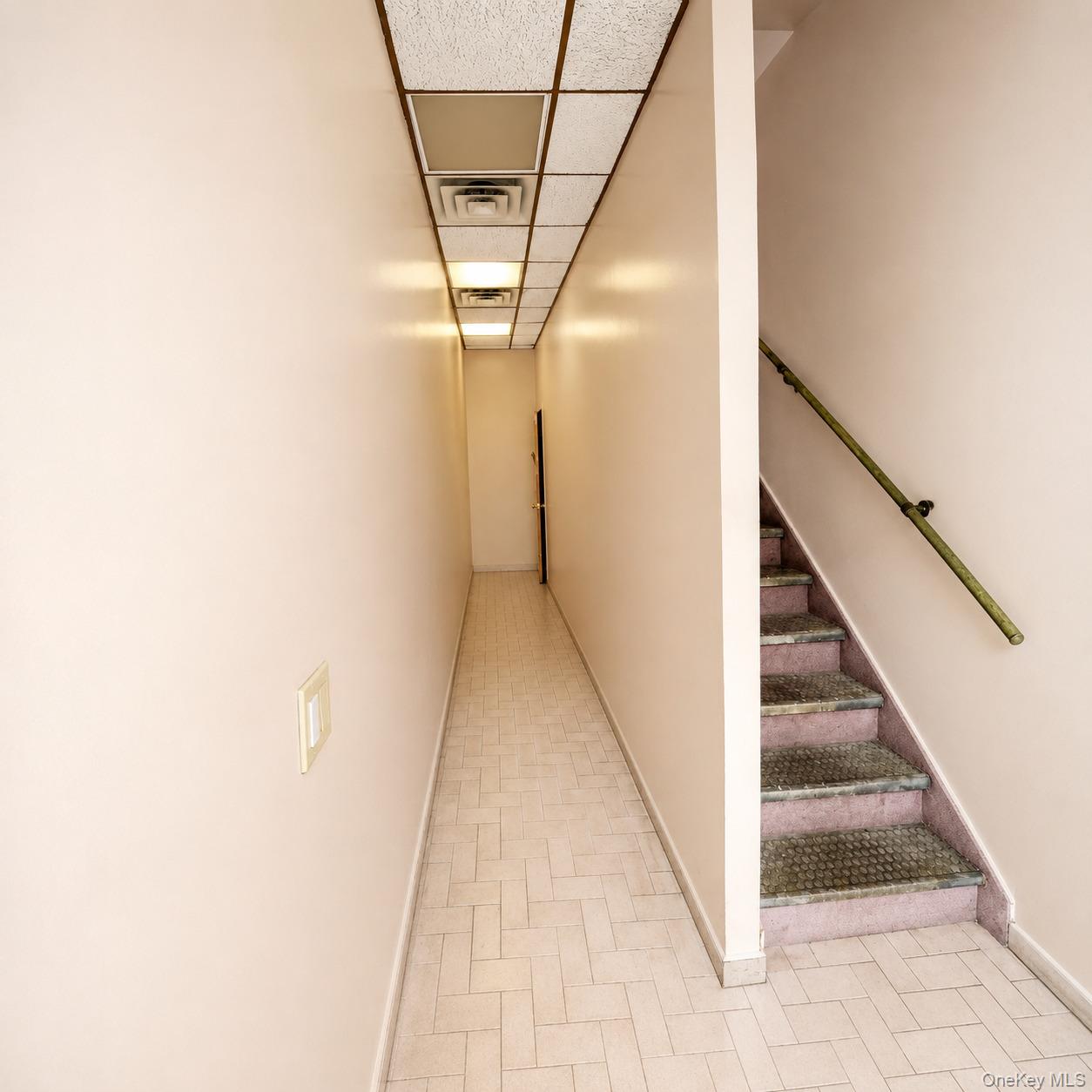 6419 Myrtle Avenue — photo 5