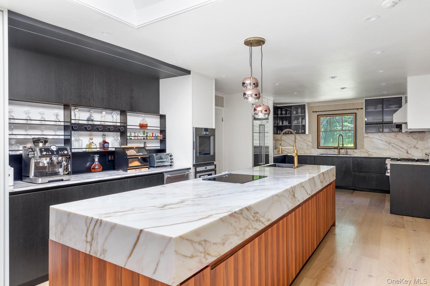 10 Laurel Woods Drive — photo 13