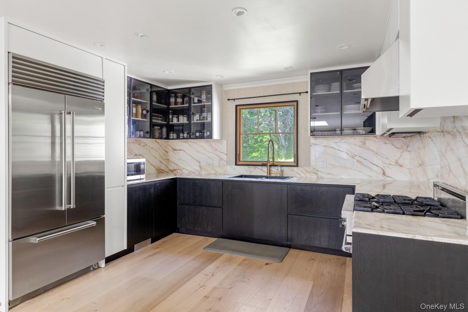 10 Laurel Woods Drive — photo 15