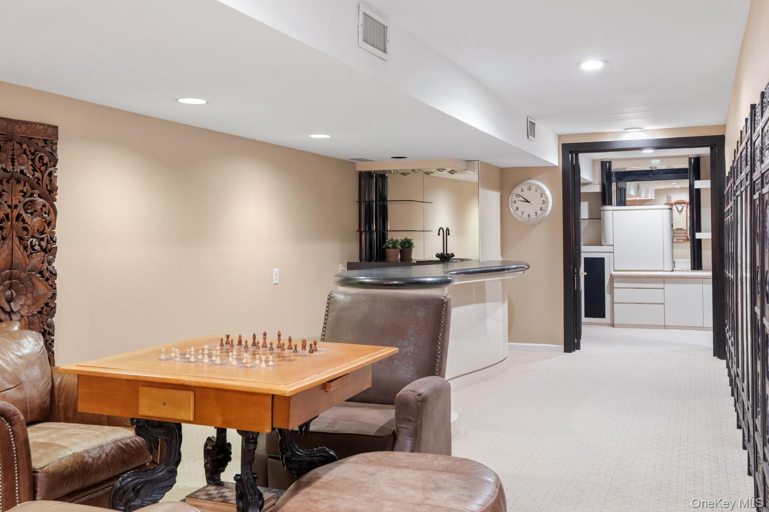 10 Laurel Woods Drive — photo 24