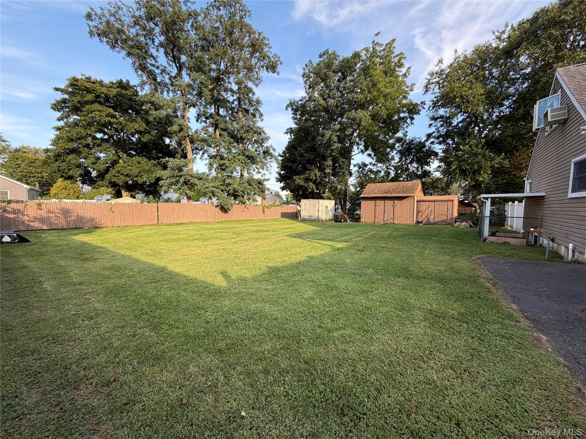 7 Crystal Lane — photo 4