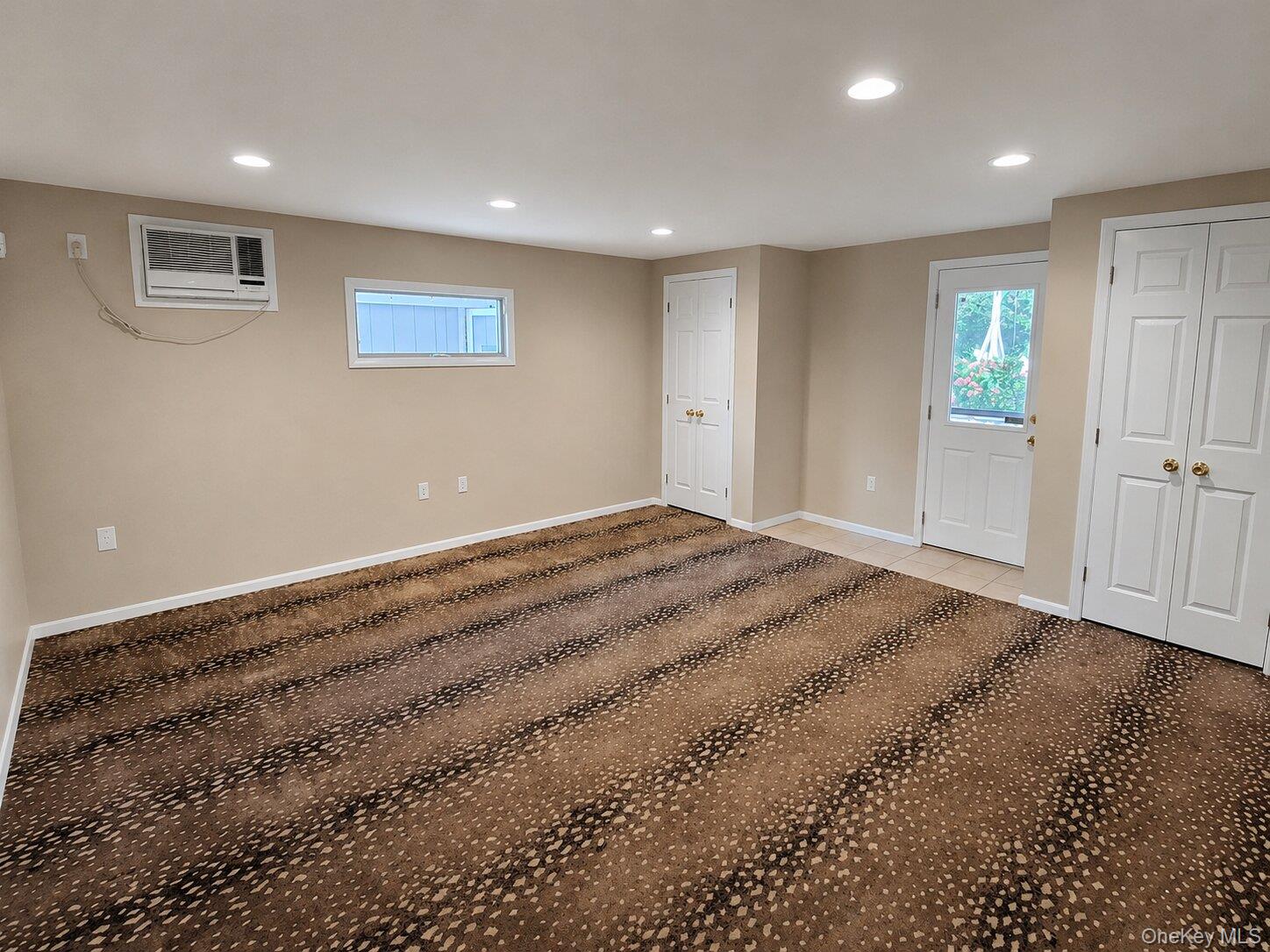 586 Harless Place — photo 25