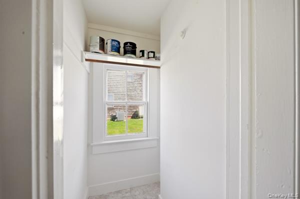36 Railroad Ave. — photo 17