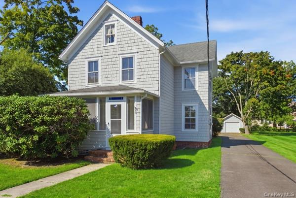 36 Railroad Ave. — photo 2