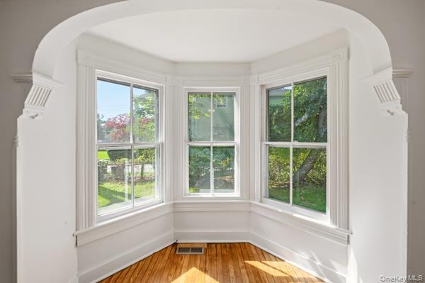 36 Railroad Ave. — photo 10